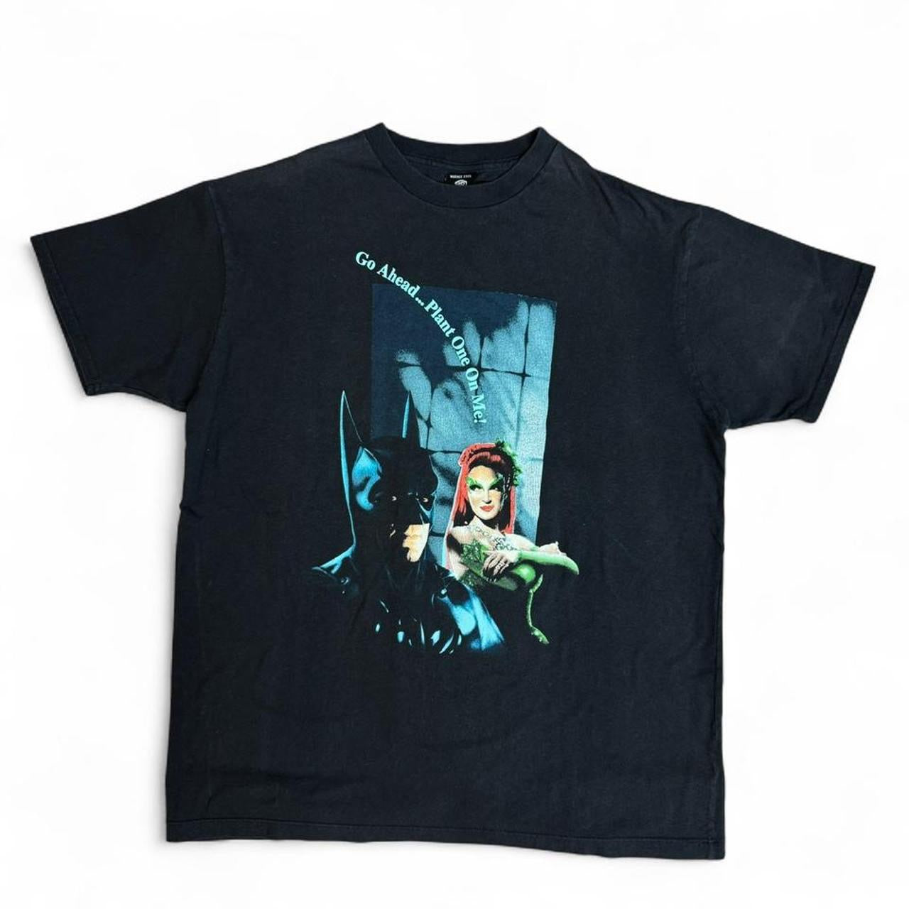 Vintage 90s Batman Poison Ivy Kiss Superhero Villain T-Shirt